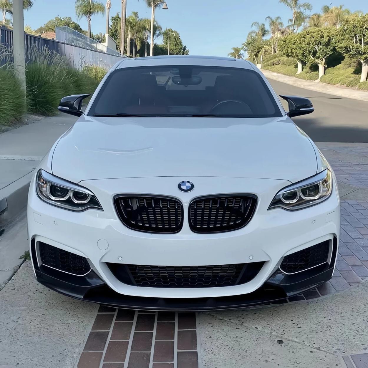 BMW Série 2 F22 F23 Style MP Noir brillant Lame avant (2014-2020)