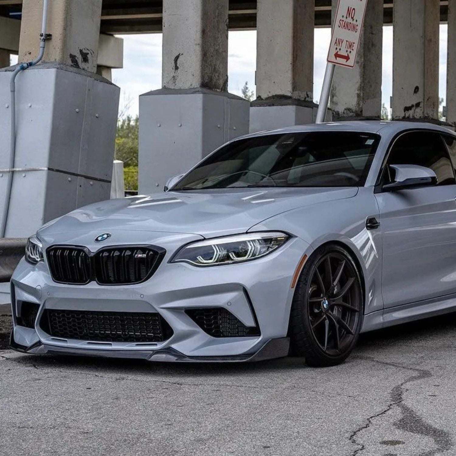 BMW M2 F87 Noir brillant Style CS Lame avant (2015-2018)