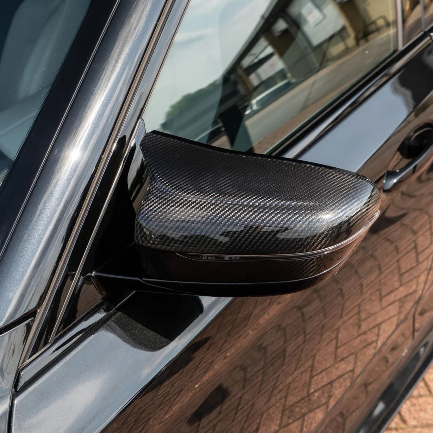 BMW M5 F90 Pre-Preg Dry M-Style Carbone Coques de rétroviseur Par OPTIC (2017-2023)
