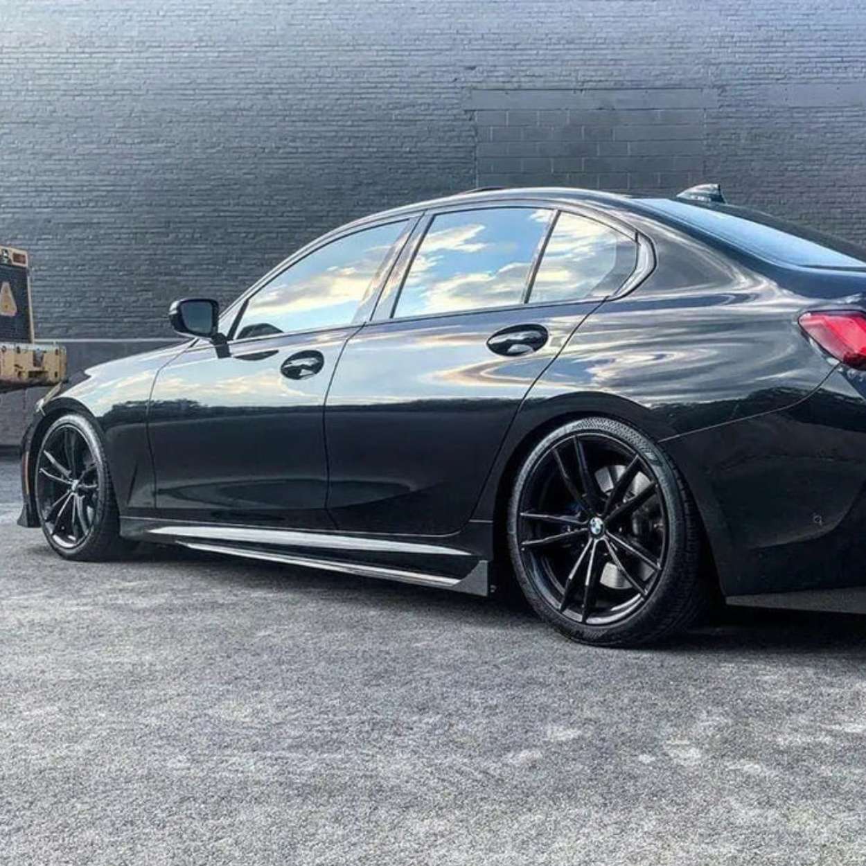BMW Série 3 G20 / G21 Carbone Tk Style Extensions de bas de caisse (2019+)