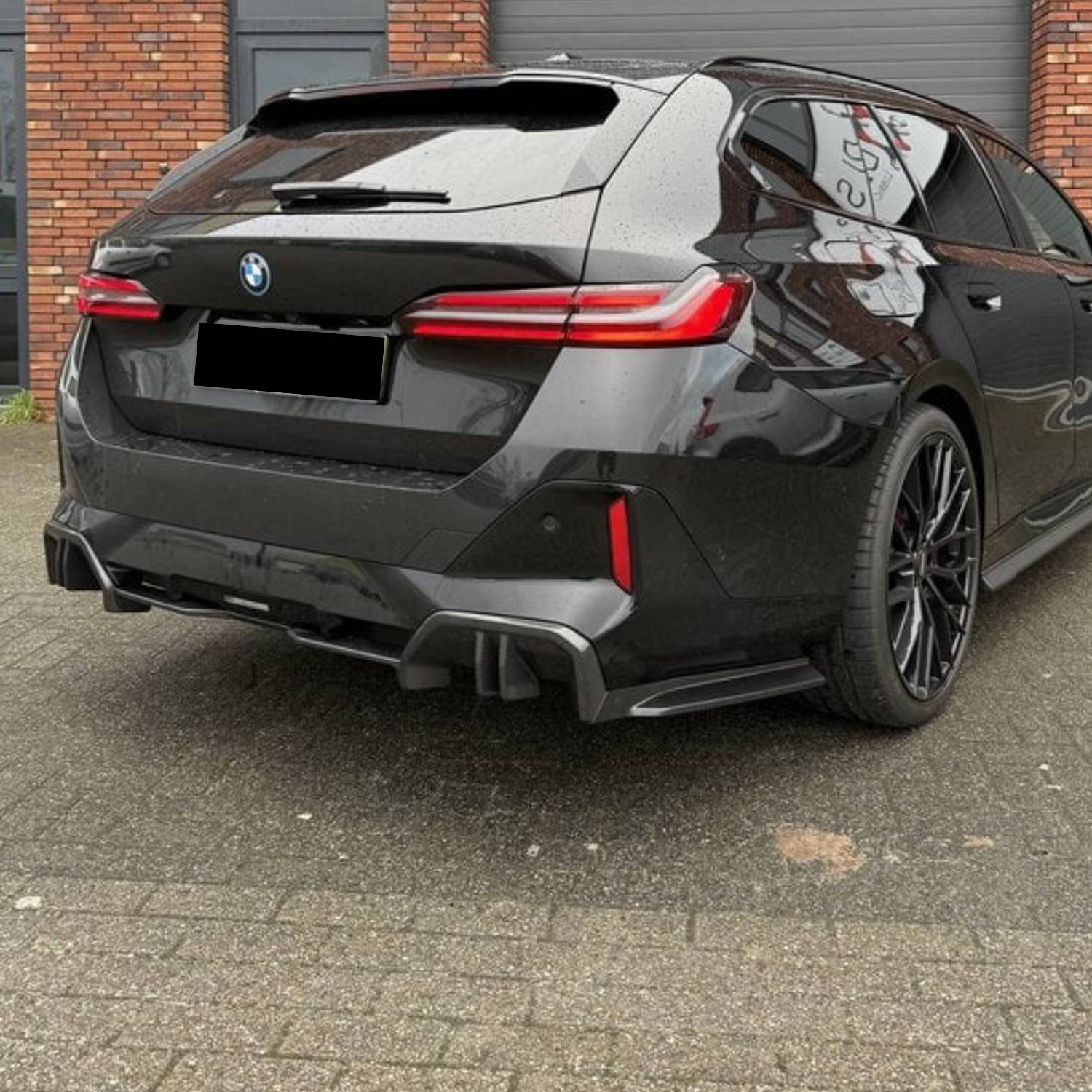 BMW Série 5 G60 G61 Carbone Pré-imprégné Style Mp Diffuseur par OPTIC (2024+)
