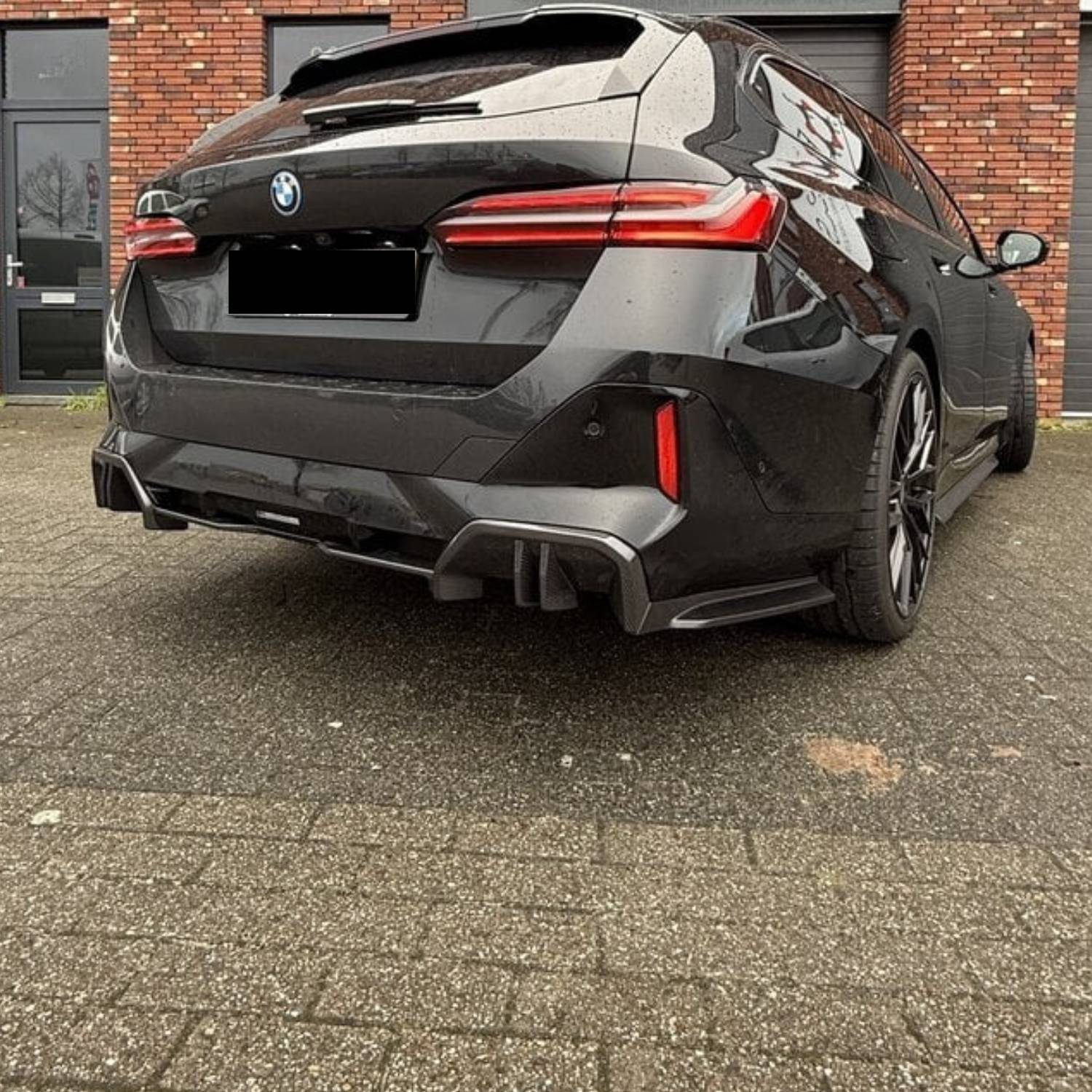 BMW Série 5 G60 G61 Carbone Pré-imprégné Style Mp Diffuseur par OPTIC (2024+)