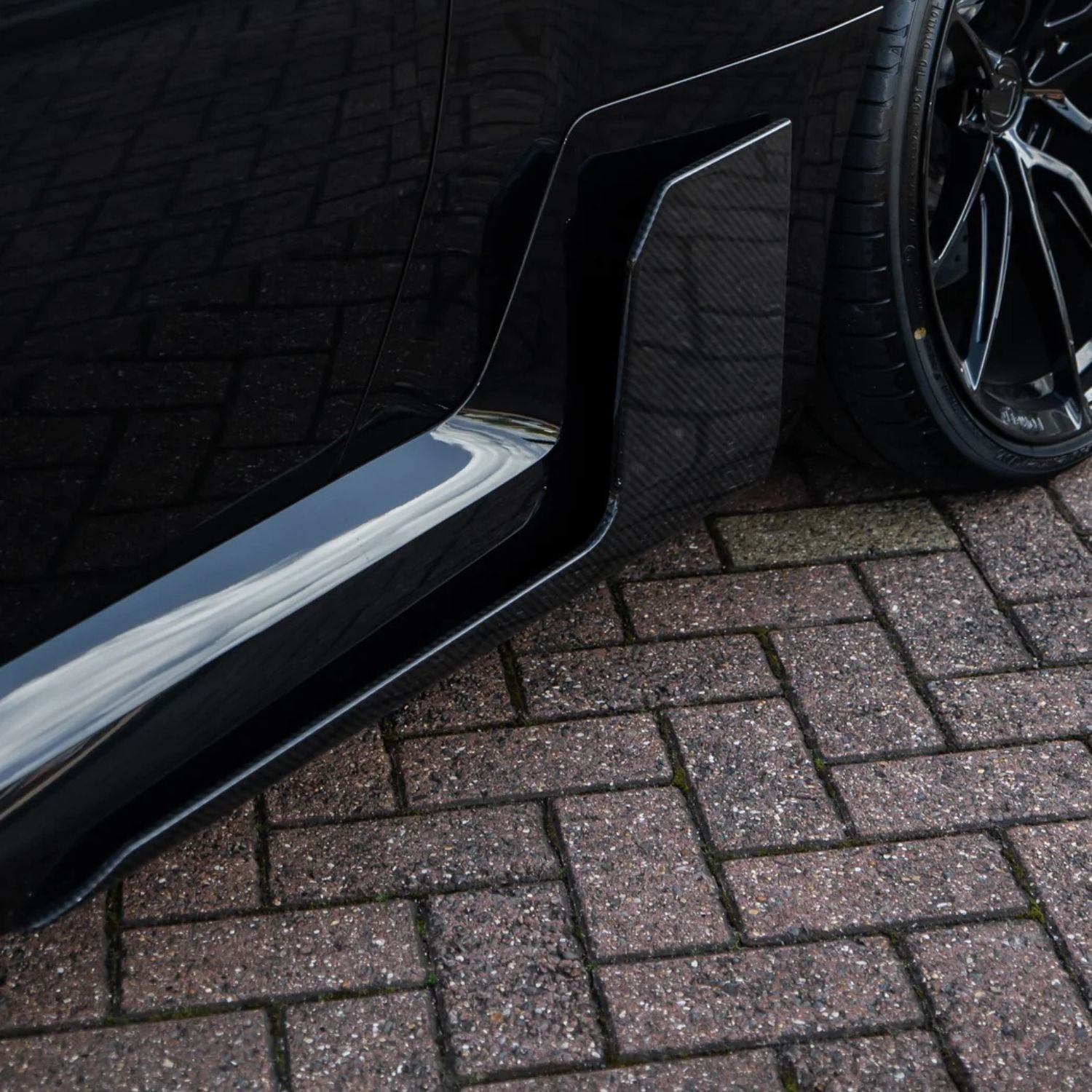 BMW M2 G87 Carbone Pré-imprégné Ailerons de jupe latérale Par OPTIC (2023+)