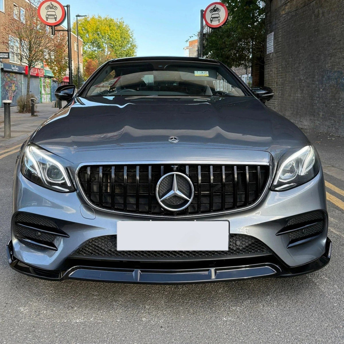 Mercedes Classe E W213 4 Portes Style AMG Lame Avant Noir Brillant (2017-2020)