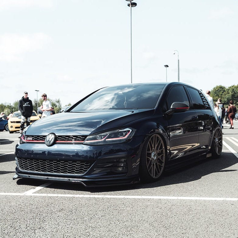 VW GOLF R/GTD/GTI MK7/7.5 2014-2020 GLOSS BLACK SPLITTER - BY CT CARBON - Avoro Design