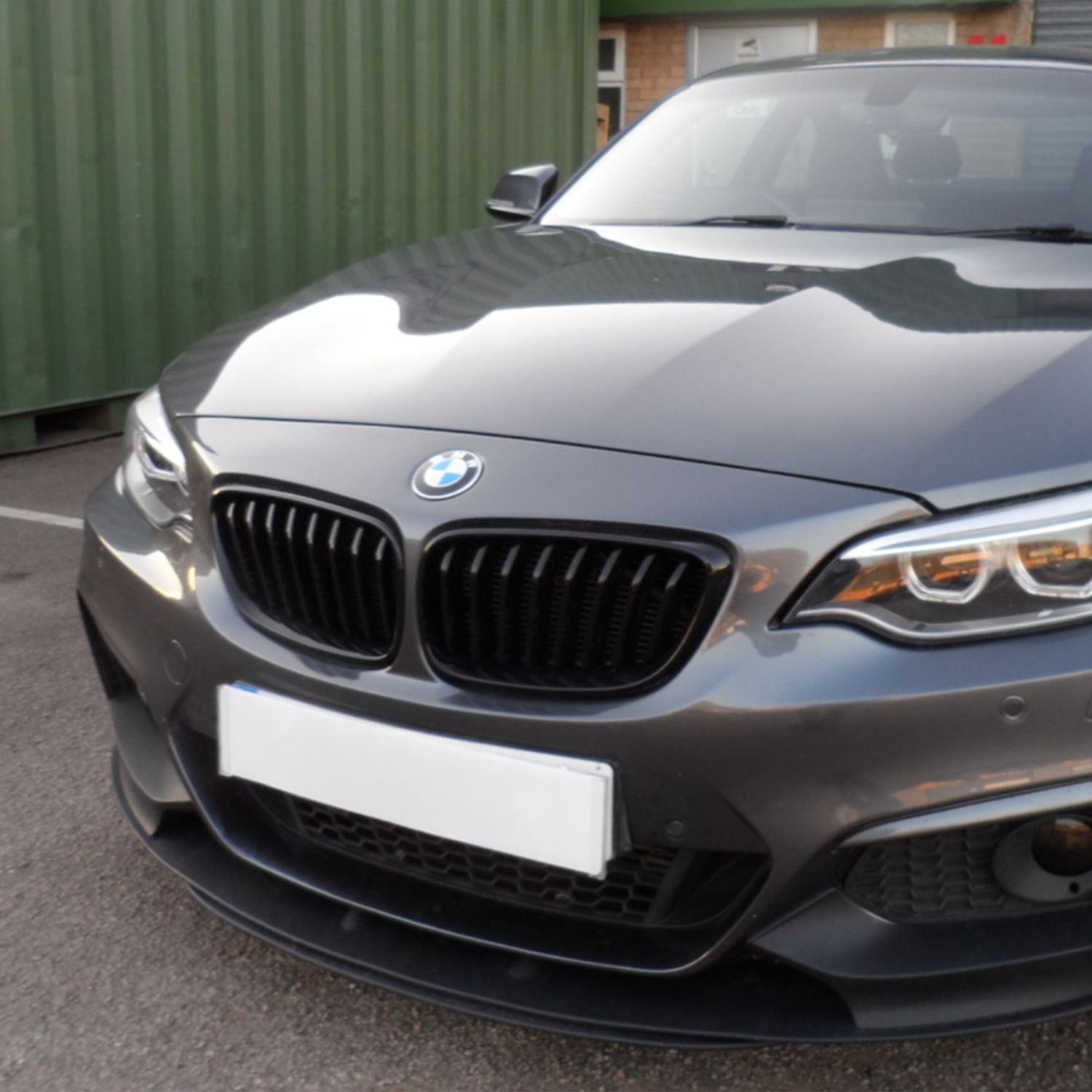 Grilles avant à simple lame BMW Série 2 & M2 Noir brillant F22 F23 F87