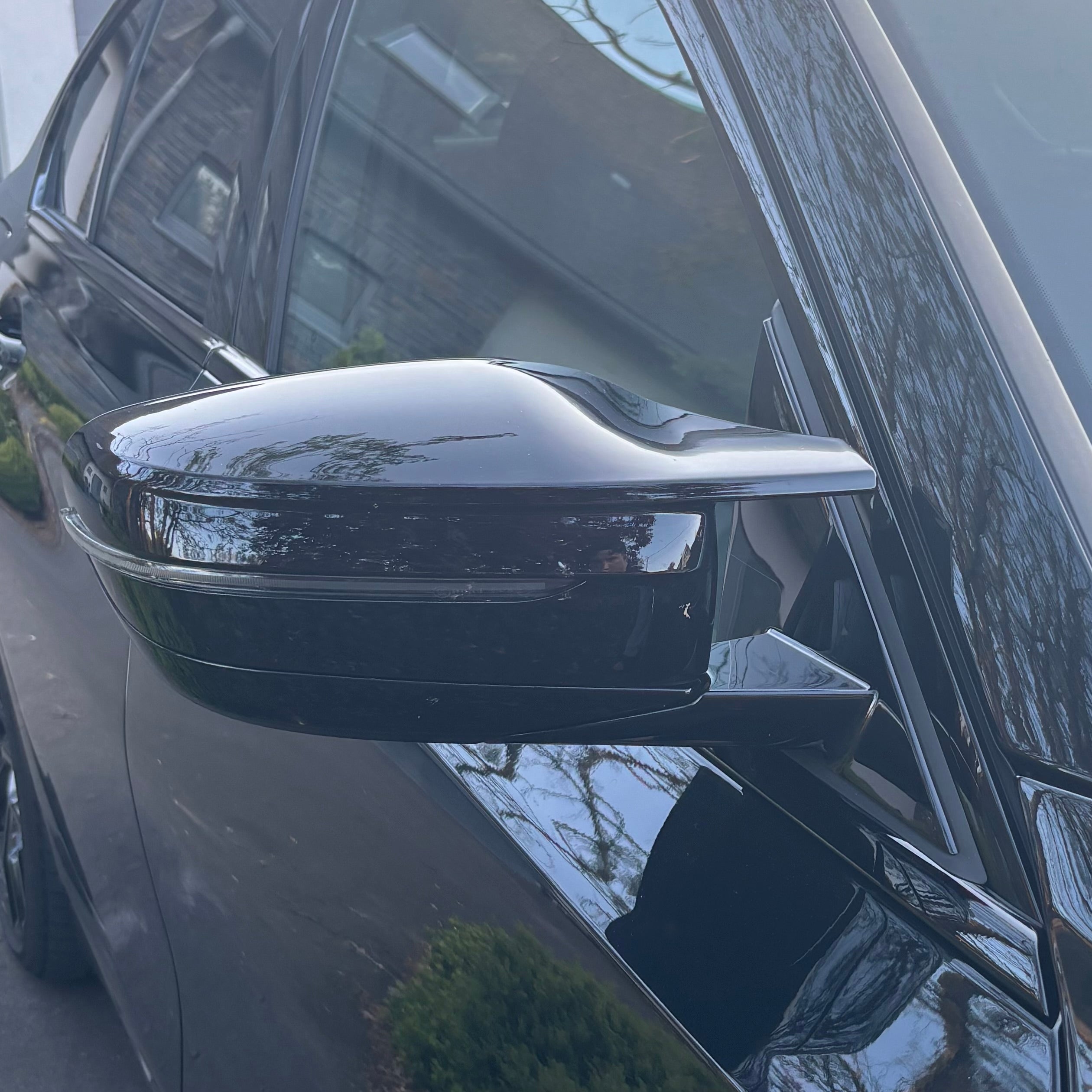 BMW Série 2, 3, 4, 5 G42, G20, G22, G26, G30 Noir brillant Style M Coques de rétroviseur (2017+)